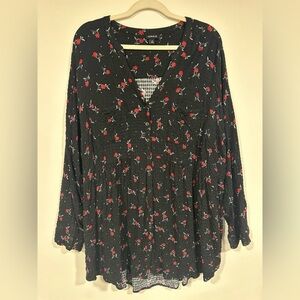 Torrid Emma Babydoll Crinkle Gauze Long Sleeve Tunic Top Size 4 Black Rose 4X